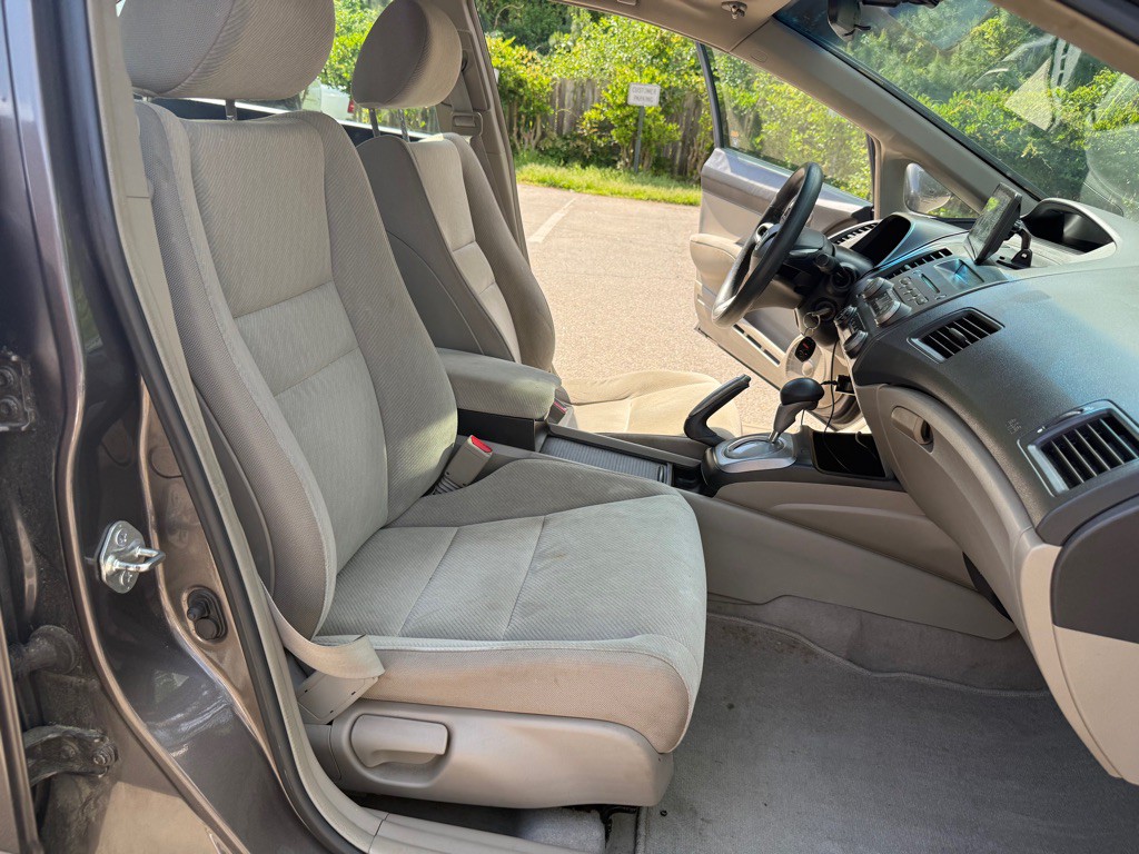 2011 Honda Civic Image 35