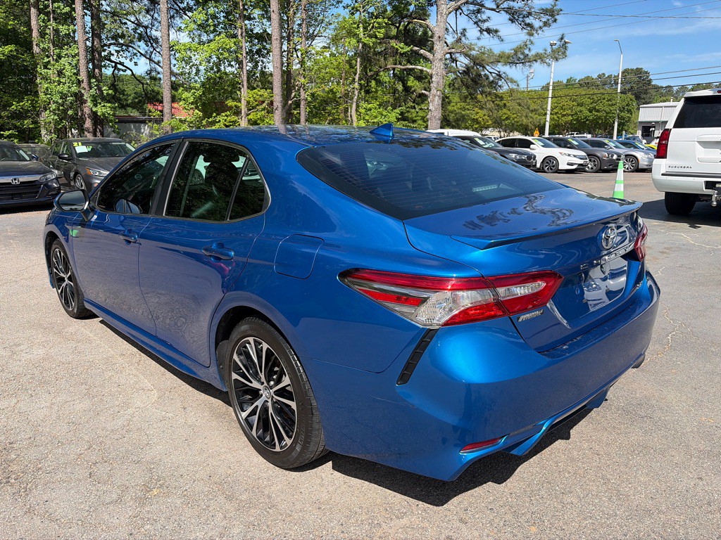 2019 Toyota Camry Image 6