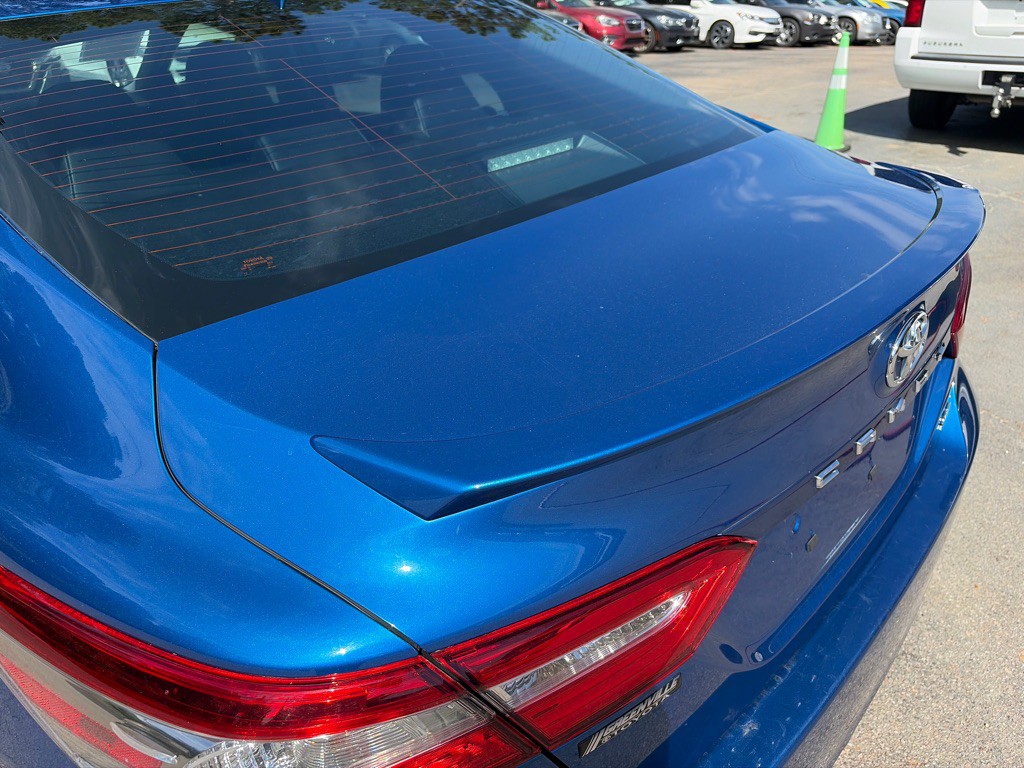 2019 Toyota Camry Image 30