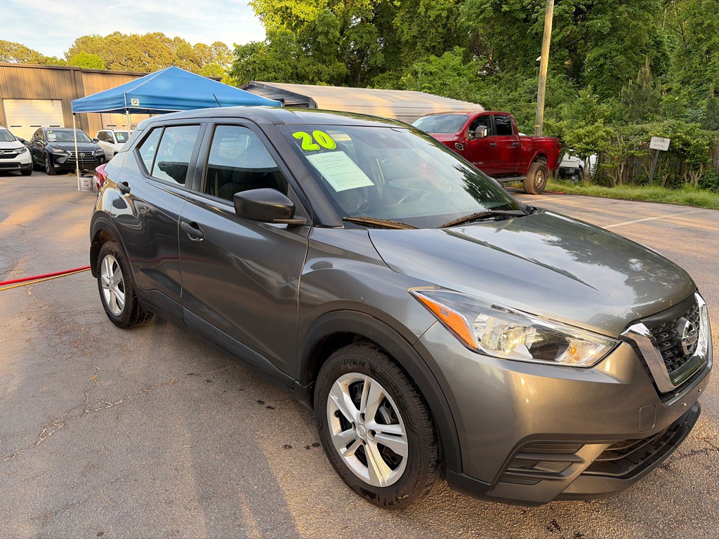 2020 Nissan Kicks Image 3