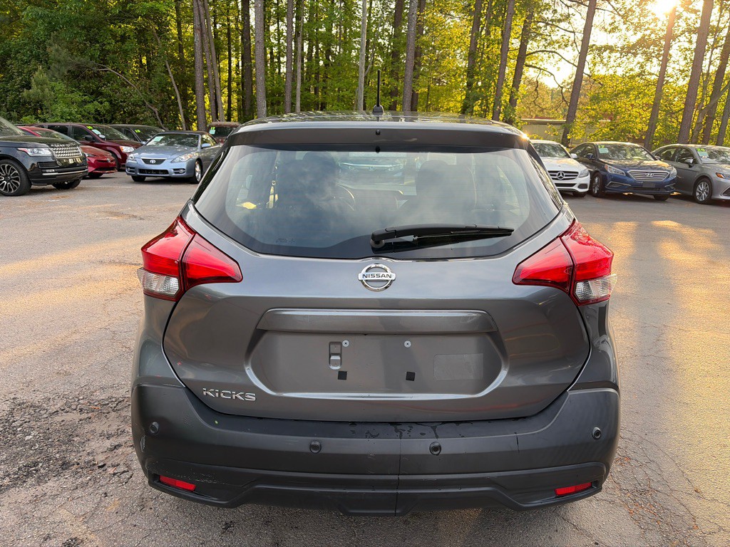 2020 Nissan Kicks Image 5