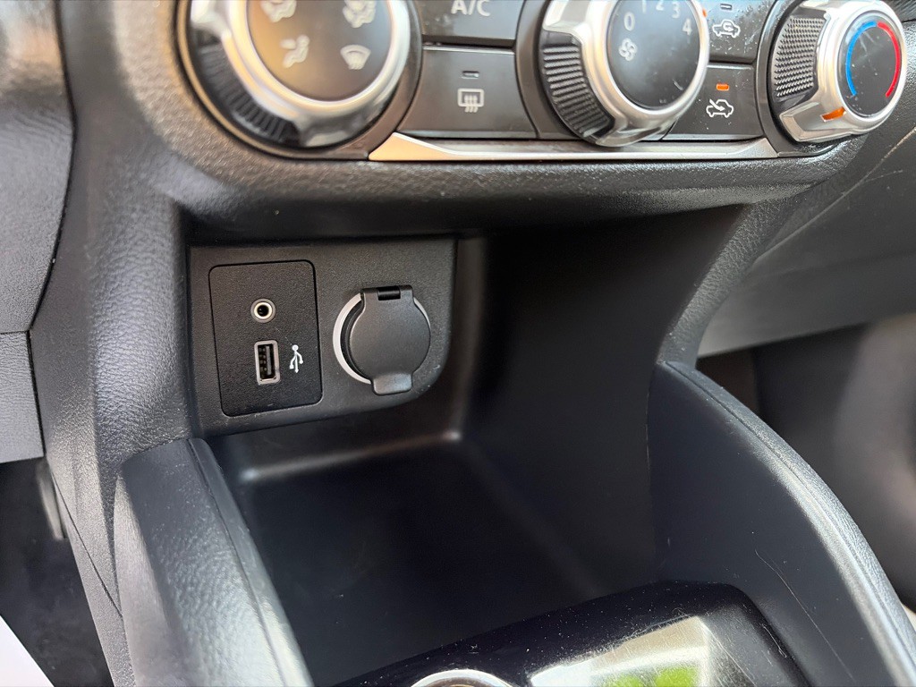 2020 Nissan Kicks Image 17