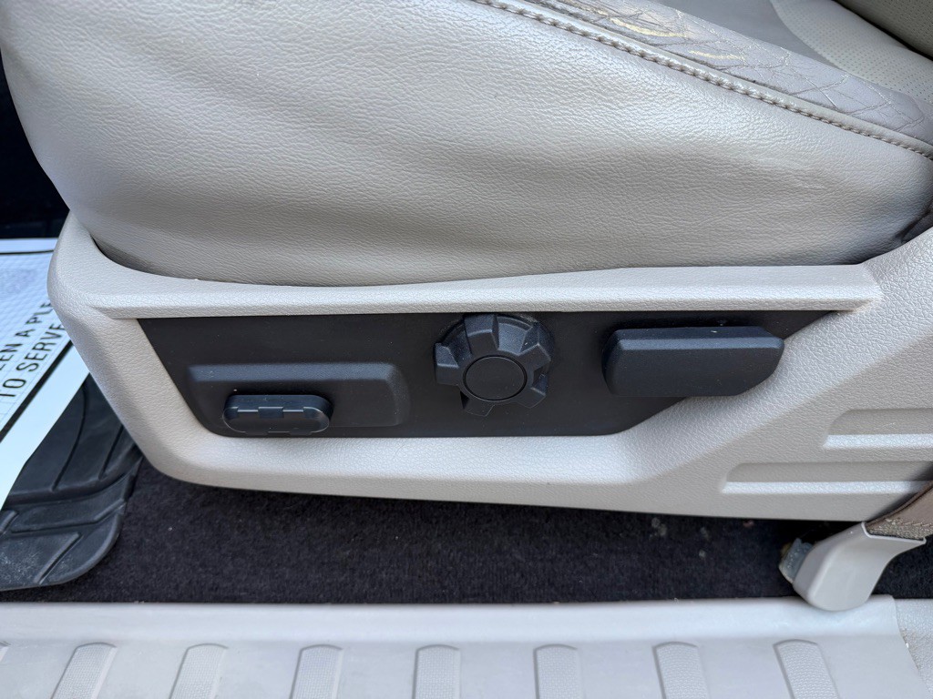 2008 Ford F-350 Image 22