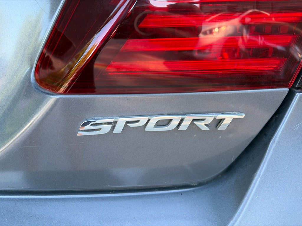 2017 Honda Accord Image 22