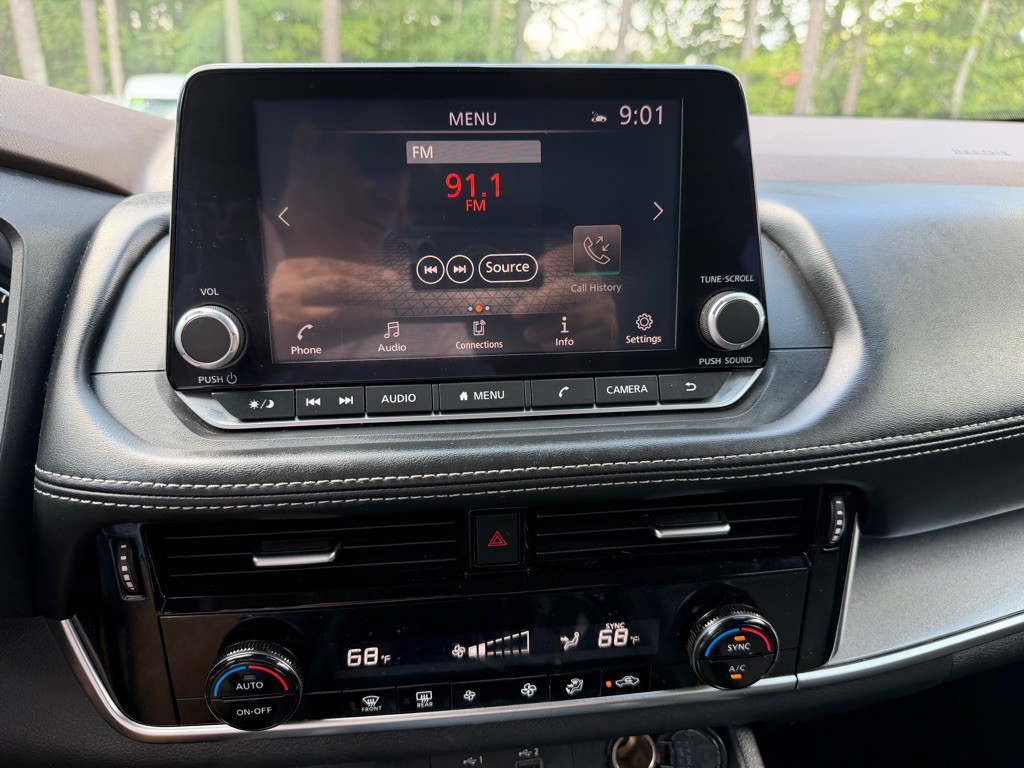 2021 Nissan Rogue Image 16