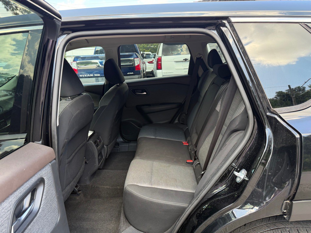 2021 Nissan Rogue Image 29