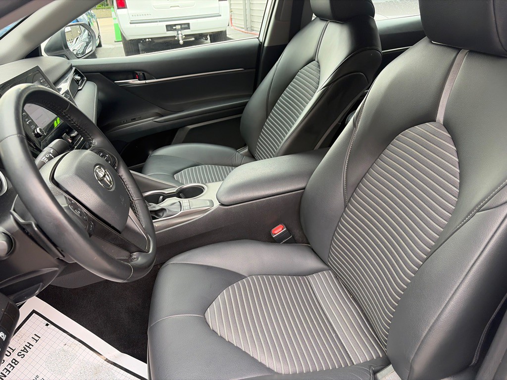 2022 Toyota Camry Image 9