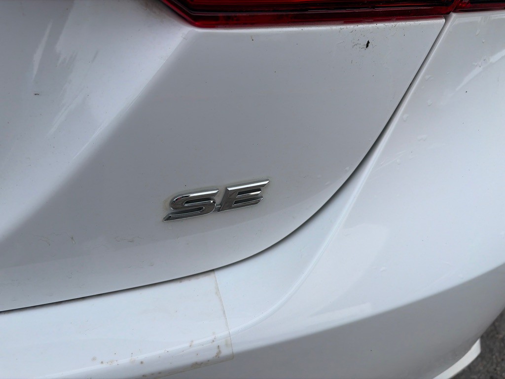 2022 Toyota Camry Image 24