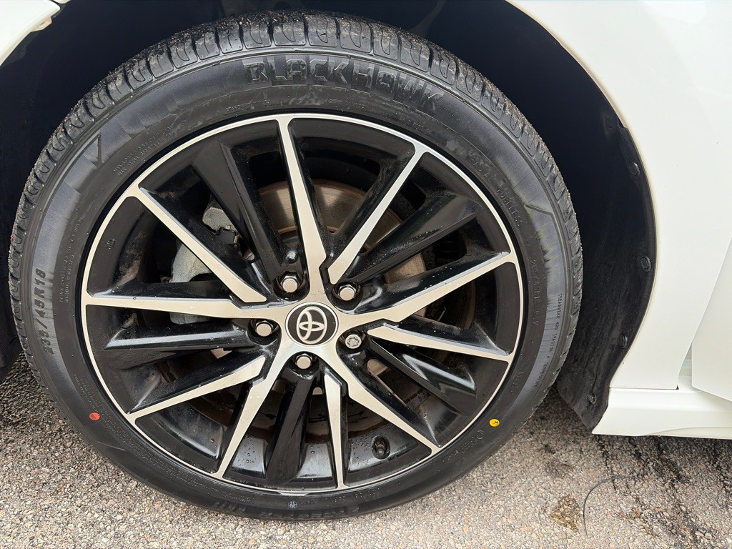 2022 Toyota Camry Image 26