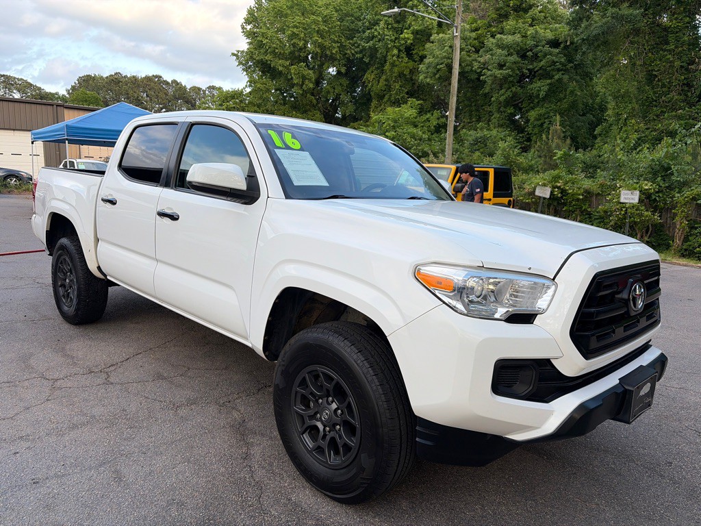 2016 Toyota Tacoma Image 3