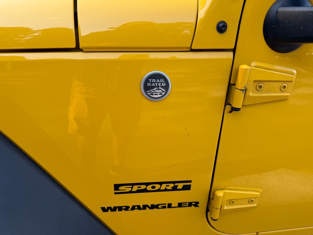 2015 Jeep Wrangler Image 11