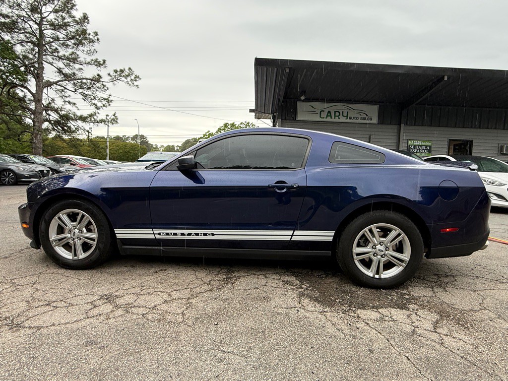 2012 Ford Mustang Image 12