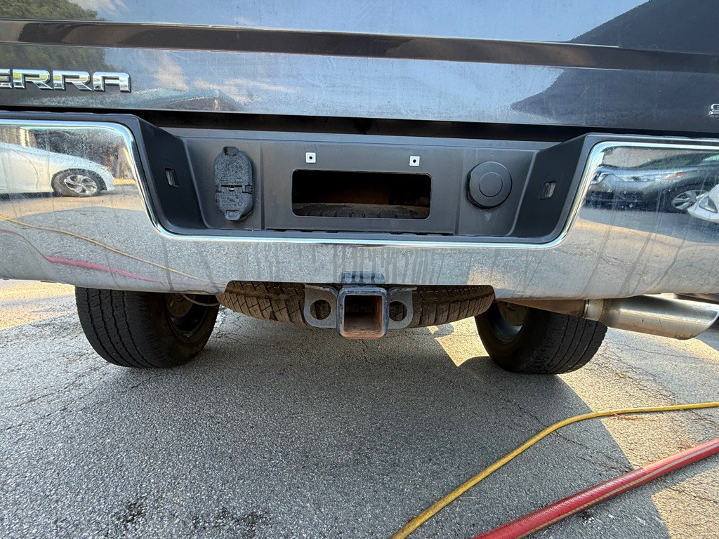 2015 GMC Sierra Image 9