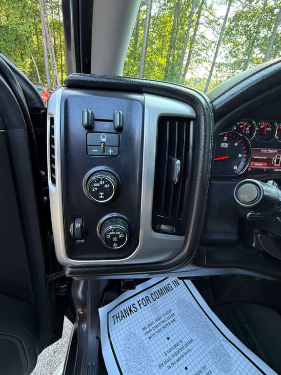 2015 GMC Sierra Image 16