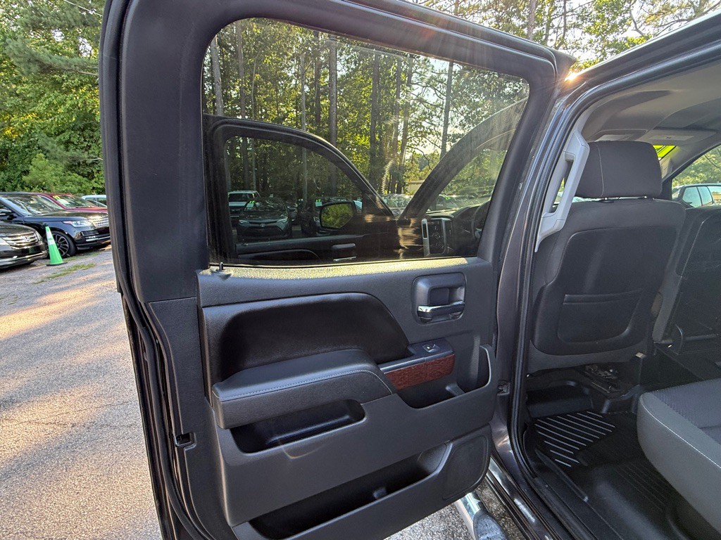 2015 GMC Sierra Image 26