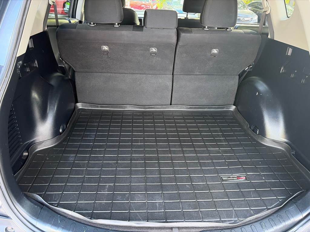 2017 Toyota Rav4 Image 21