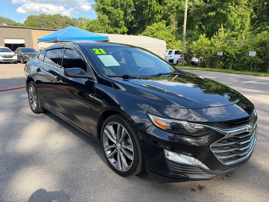 2021 Chevrolet Malibu Image 3