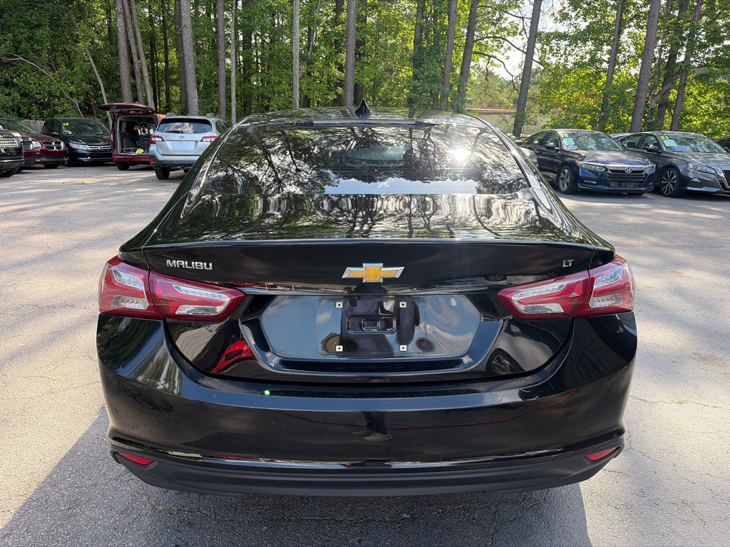 2021 Chevrolet Malibu Image 5