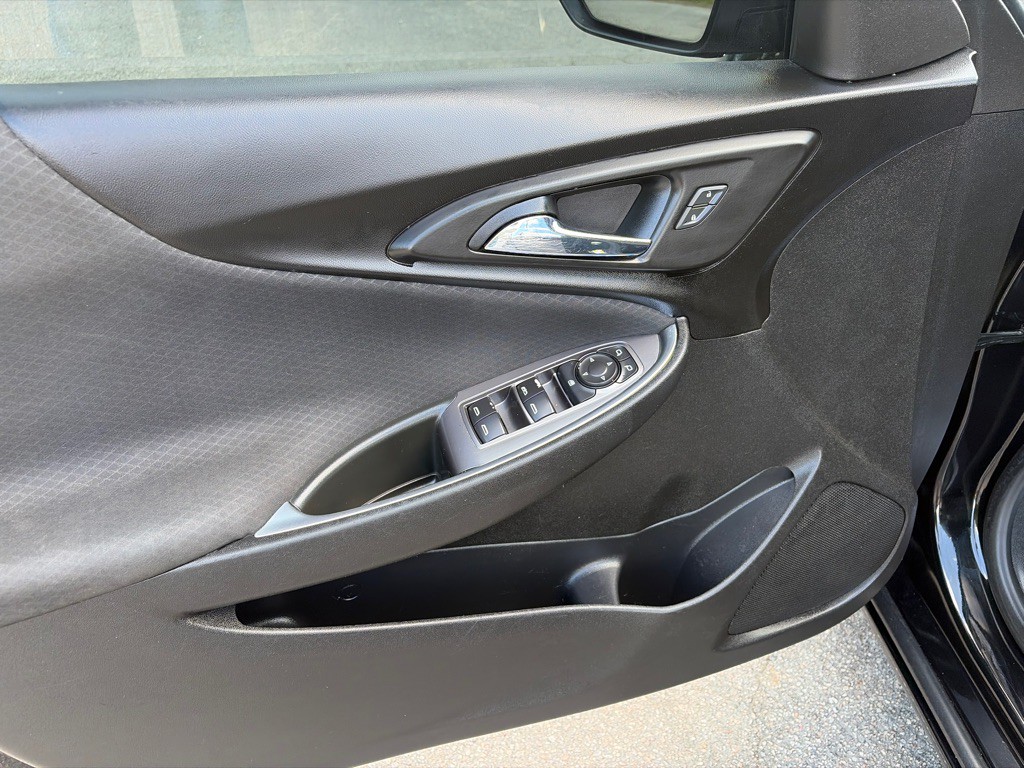 2021 Chevrolet Malibu Image 11
