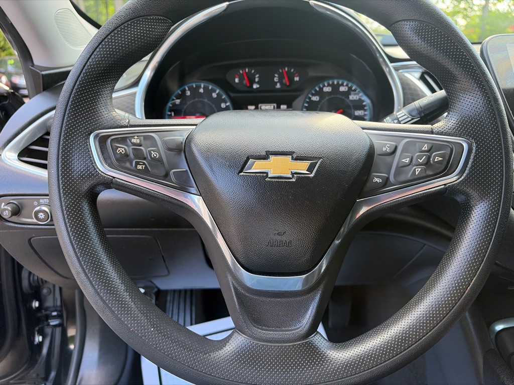 2021 Chevrolet Malibu Image 13