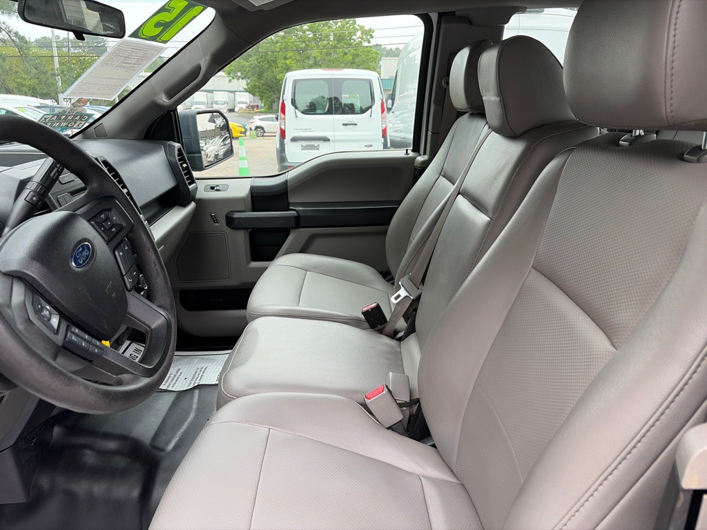 2015 Ford F-150 Image 9
