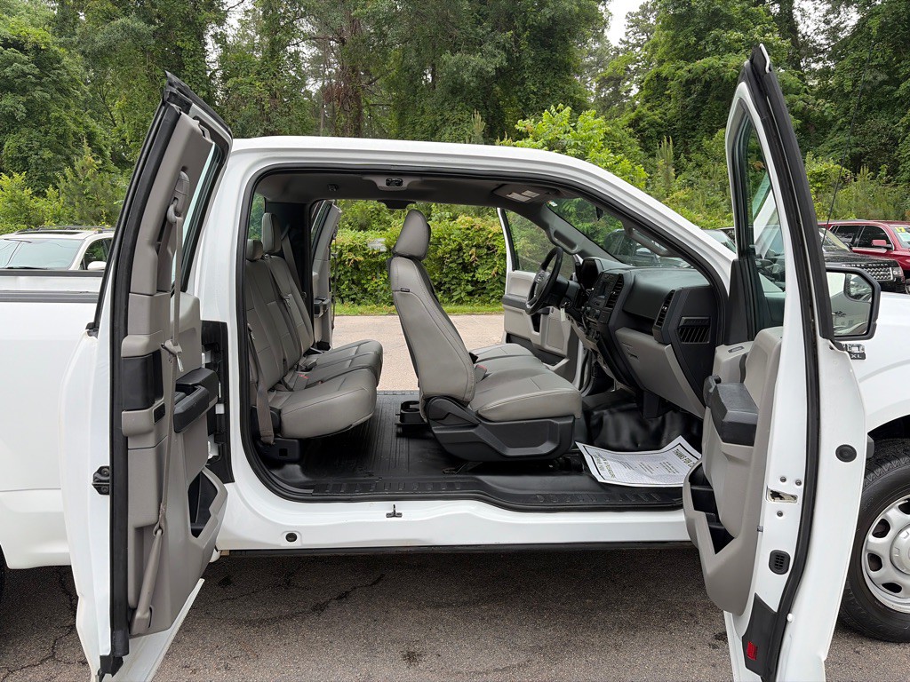 2015 Ford F-150 Image 13