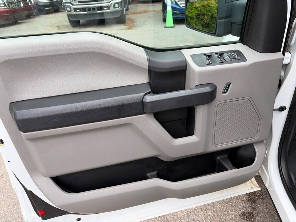 2015 Ford F-150 Image 14