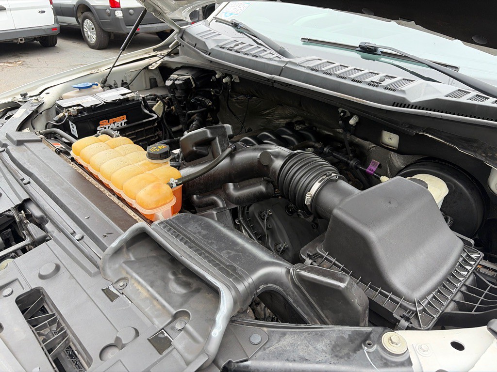 2015 Ford F-150 Image 25