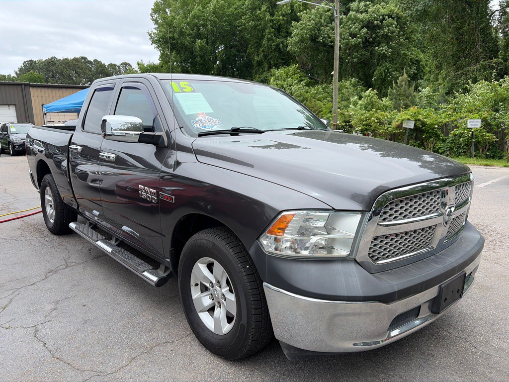 2015 RAM 1500 Image 3
