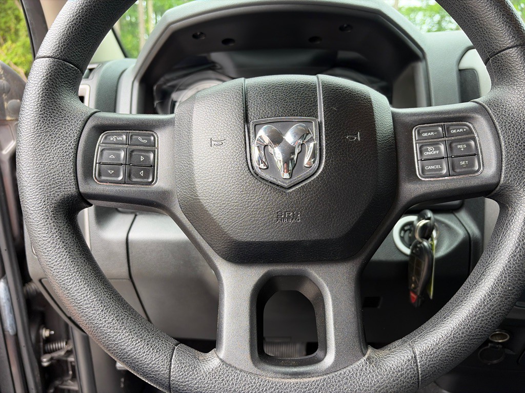 2015 RAM 1500 Image 14
