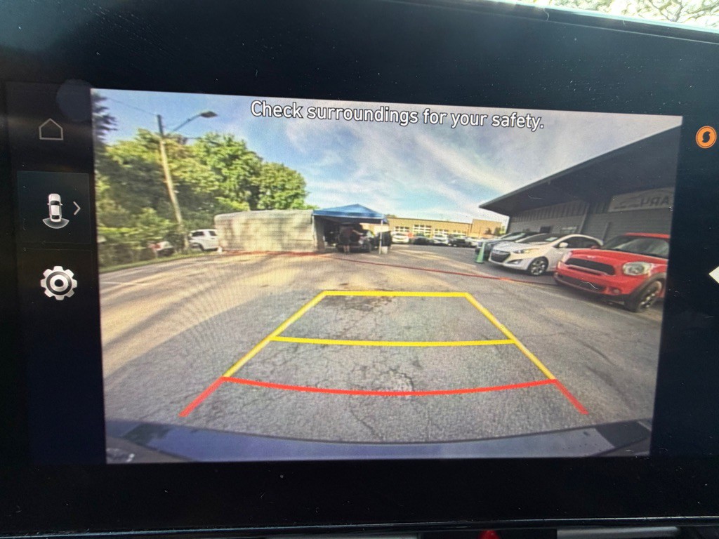 2023 Hyundai Elantra Image 23