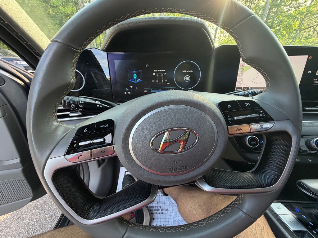 2023 Hyundai Elantra Image 25