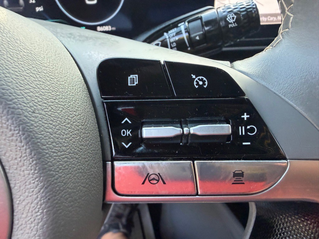 2023 Hyundai Elantra Image 26