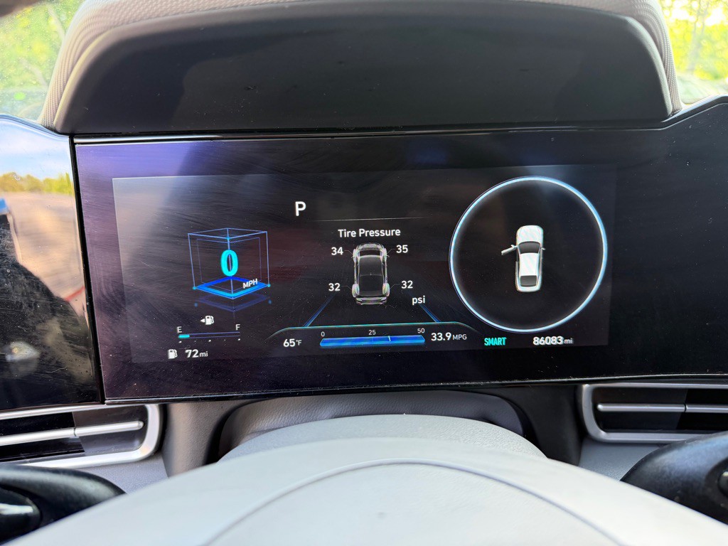 2023 Hyundai Elantra Image 28