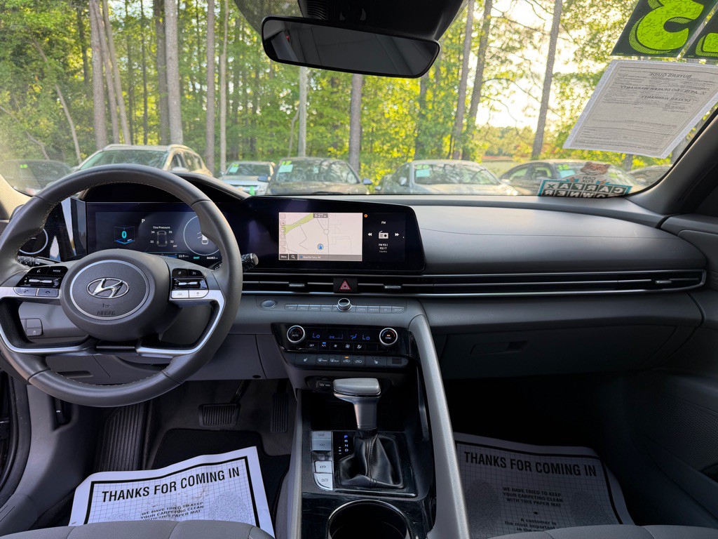 2023 Hyundai Elantra Image 31