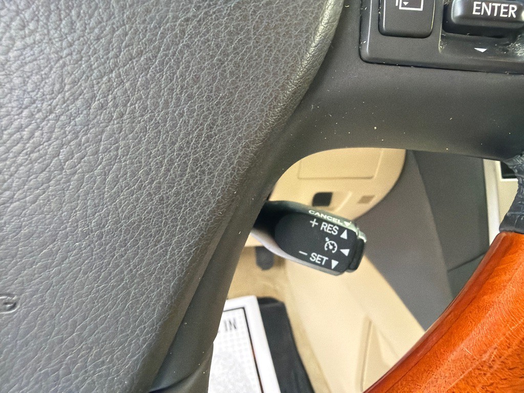 2012 Lexus RX Image 16