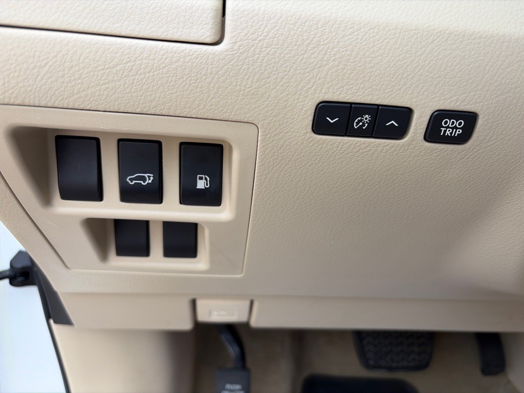 2012 Lexus RX Image 17