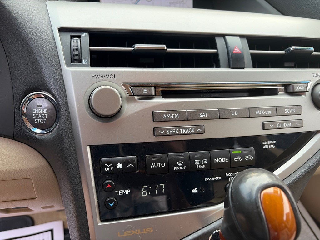 2012 Lexus RX Image 20