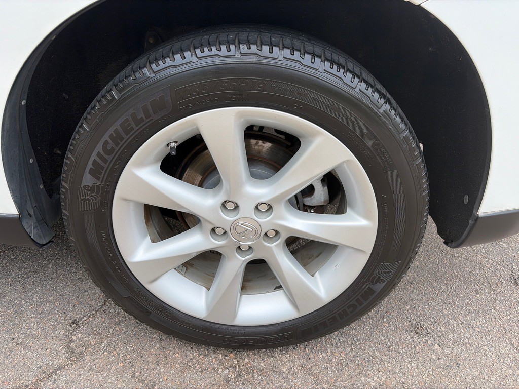 2012 Lexus RX Image 34