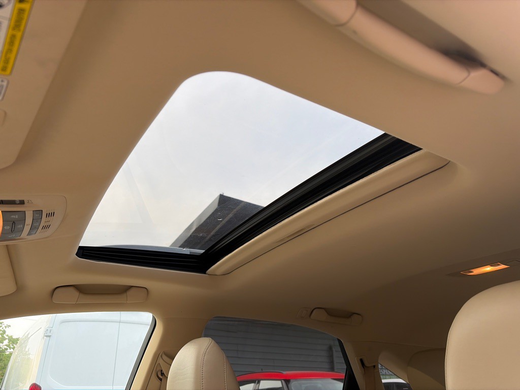 2012 Lexus RX Image 36