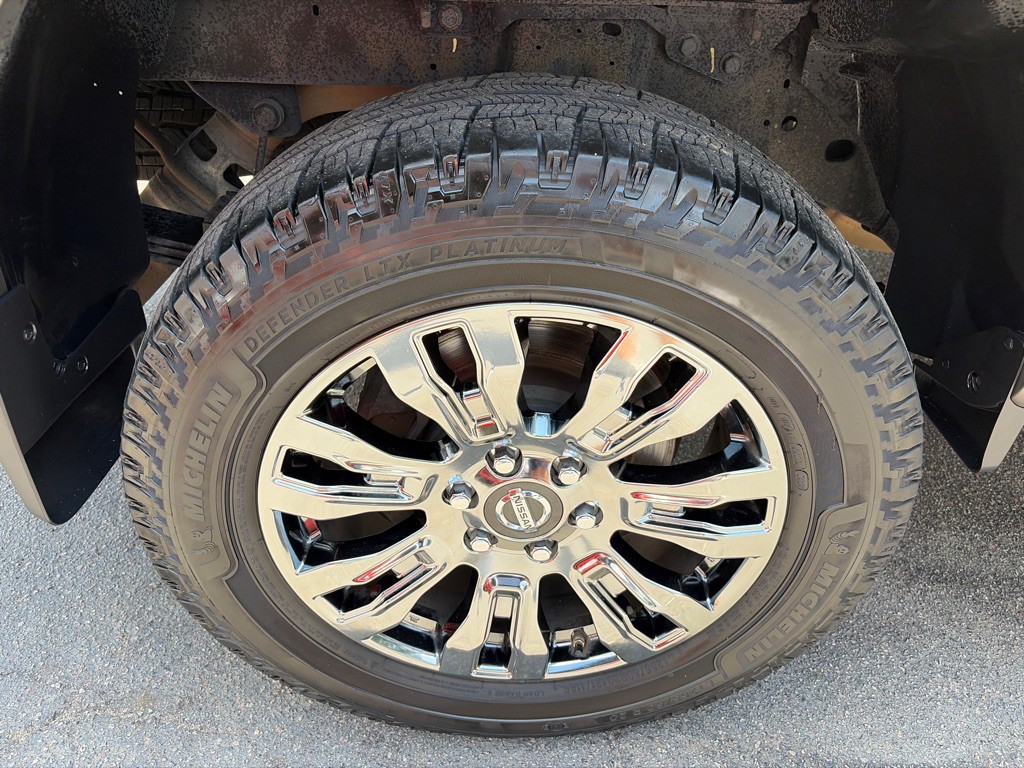 2018 Nissan Titan Image 46