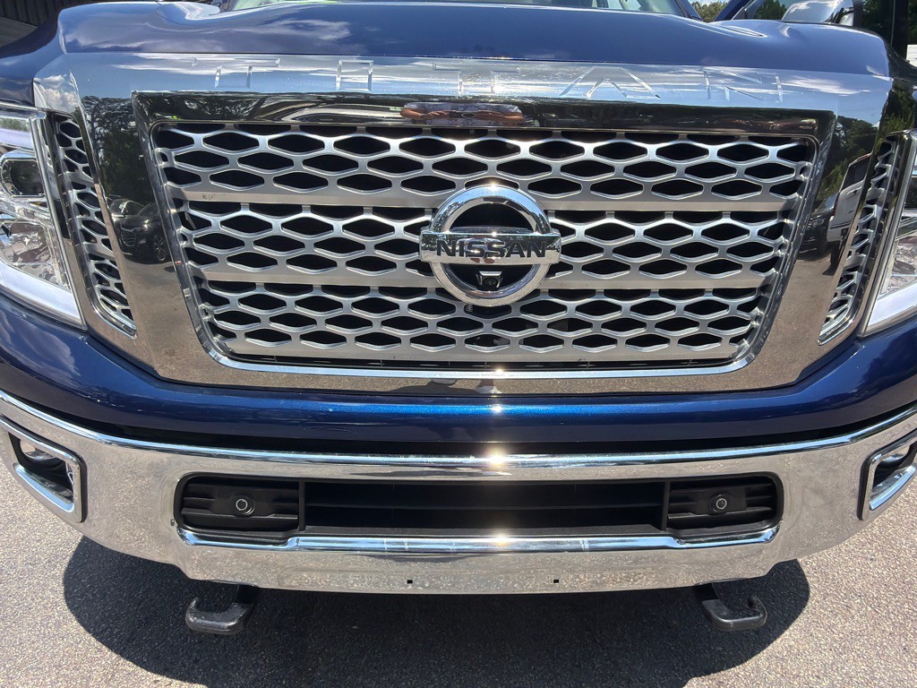 2018 Nissan Titan Image 49