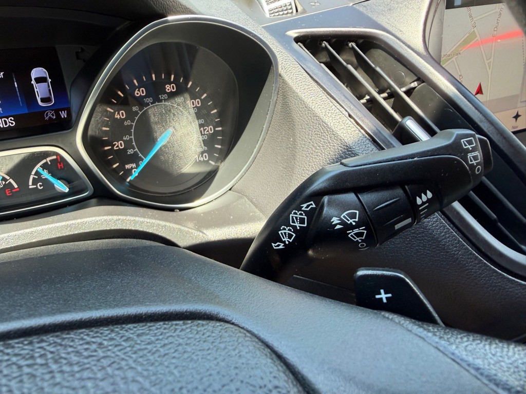 2017 Ford Escape Image 24