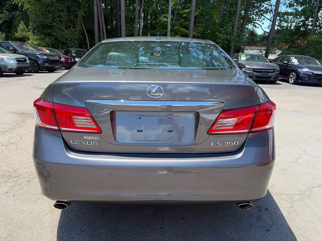2012 Lexus ES Image 5