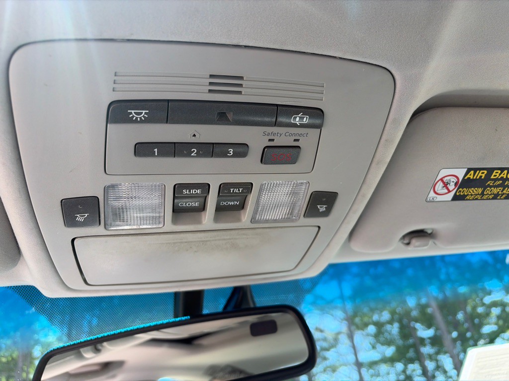 2012 Lexus ES Image 7