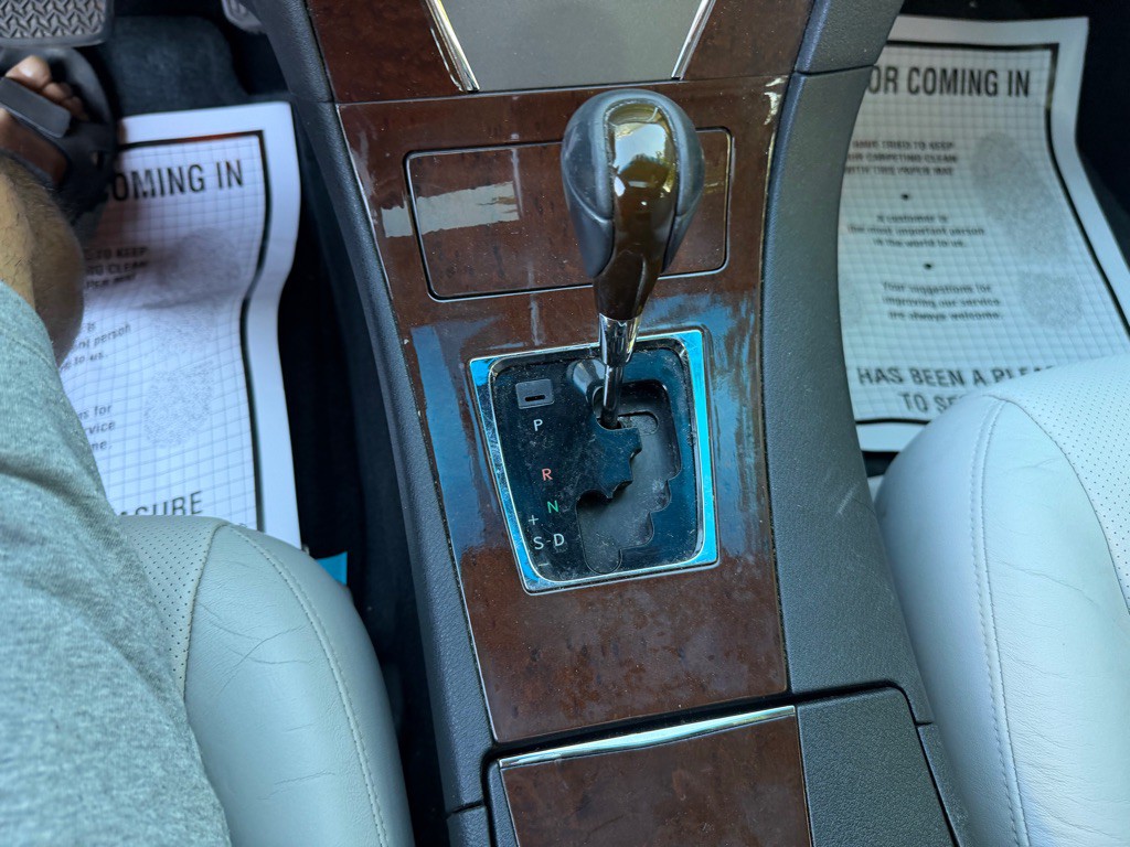 2012 Lexus ES Image 15