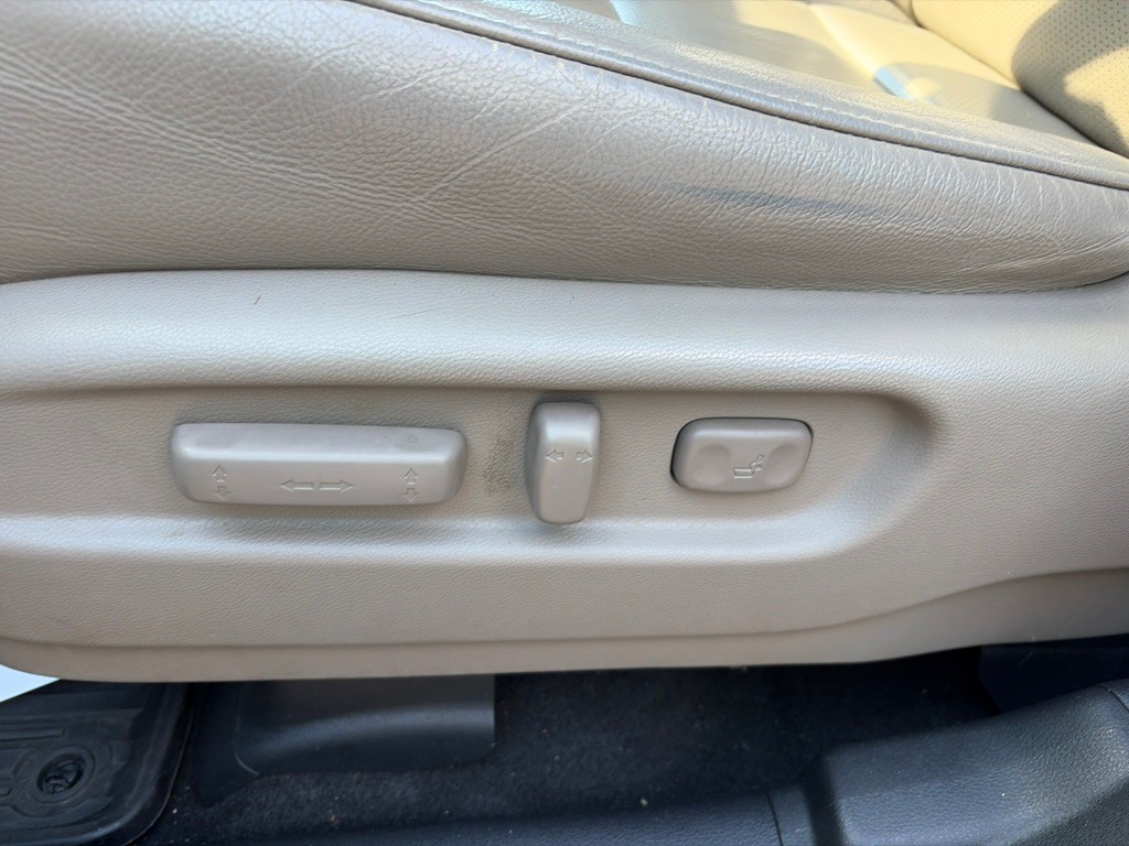 2016 Honda Pilot Image 12