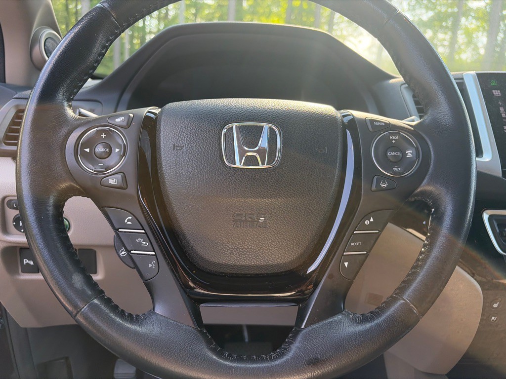 2016 Honda Pilot Image 13