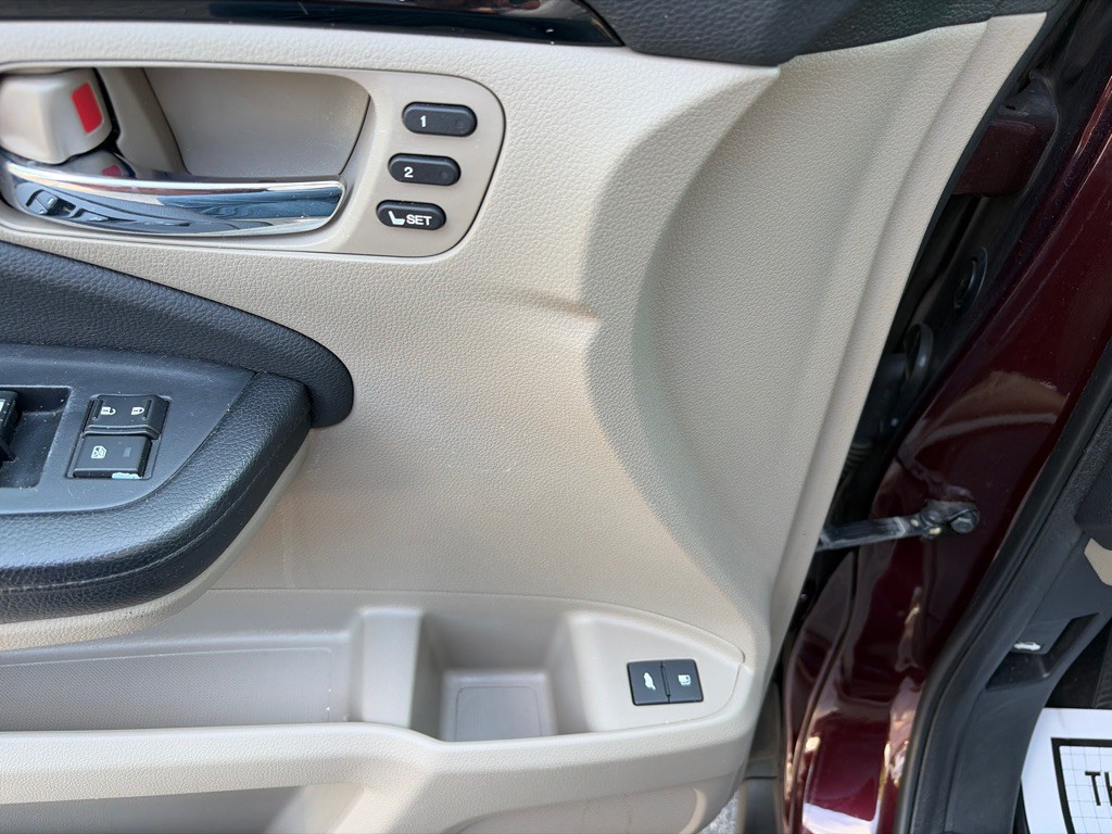 2016 Honda Pilot Image 23