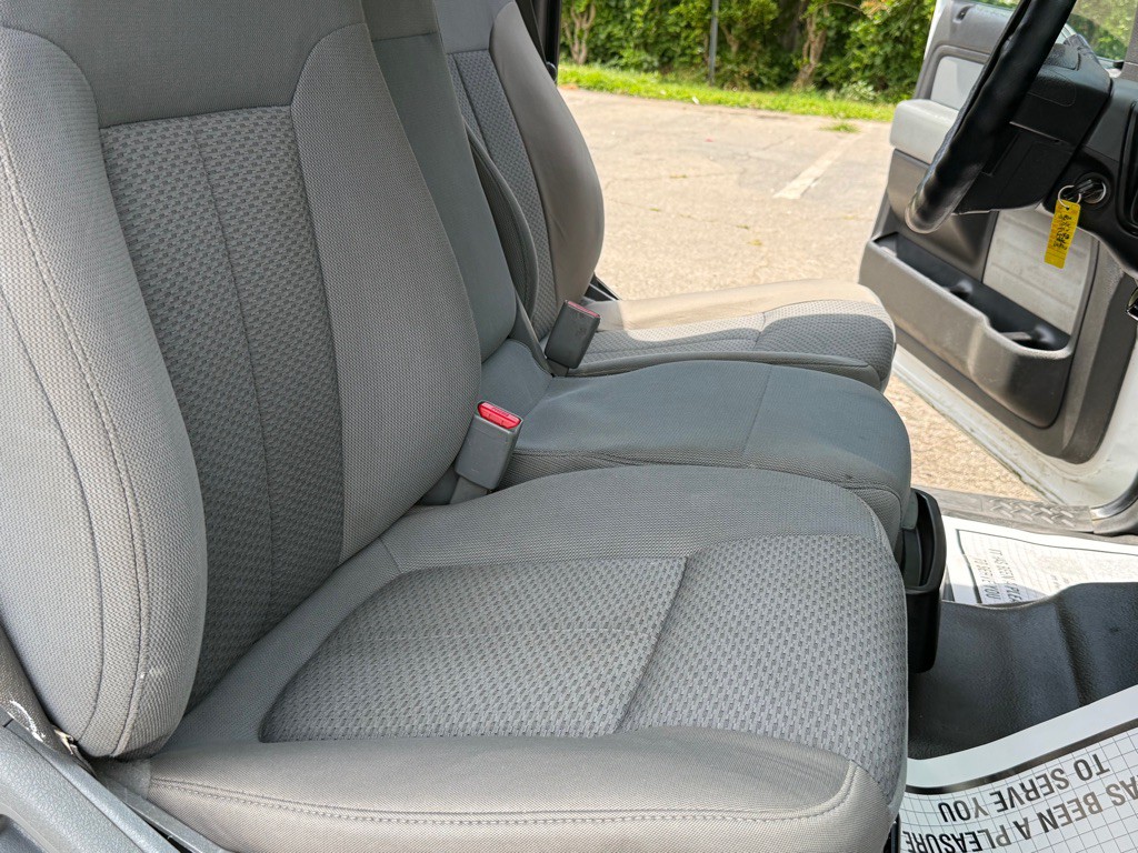2014 Ford F-150 Image 32